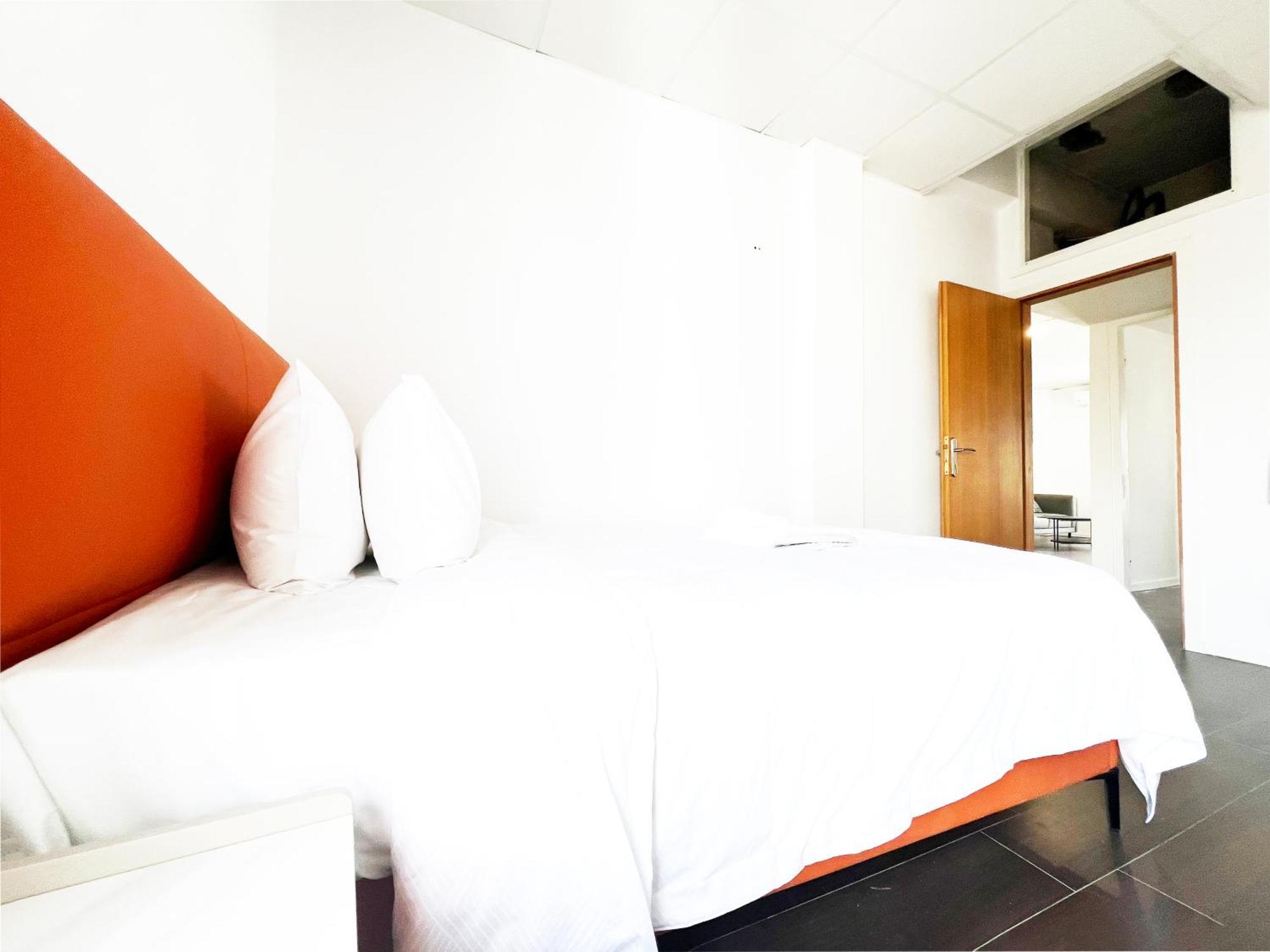 Anhome K11 Serviced Apartments Атина Екстериор снимка