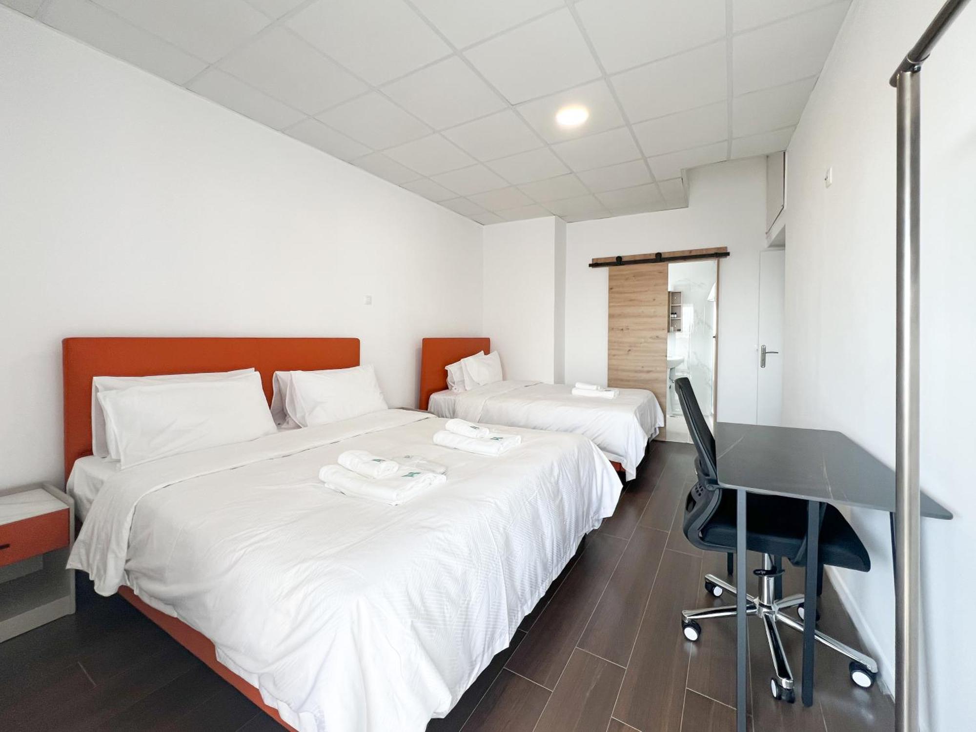 Anhome K11 Serviced Apartments Атина Екстериор снимка