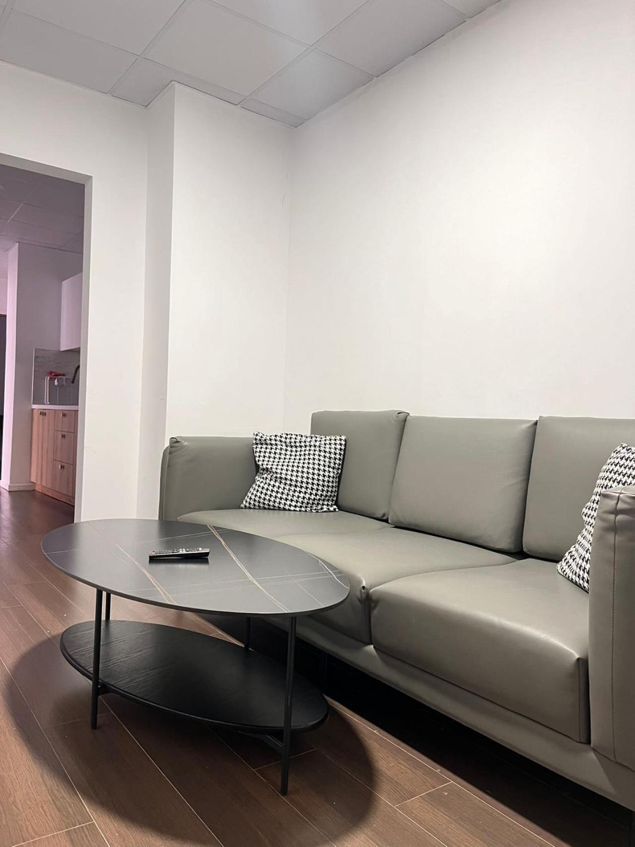 Anhome K11 Serviced Apartments Атина Екстериор снимка
