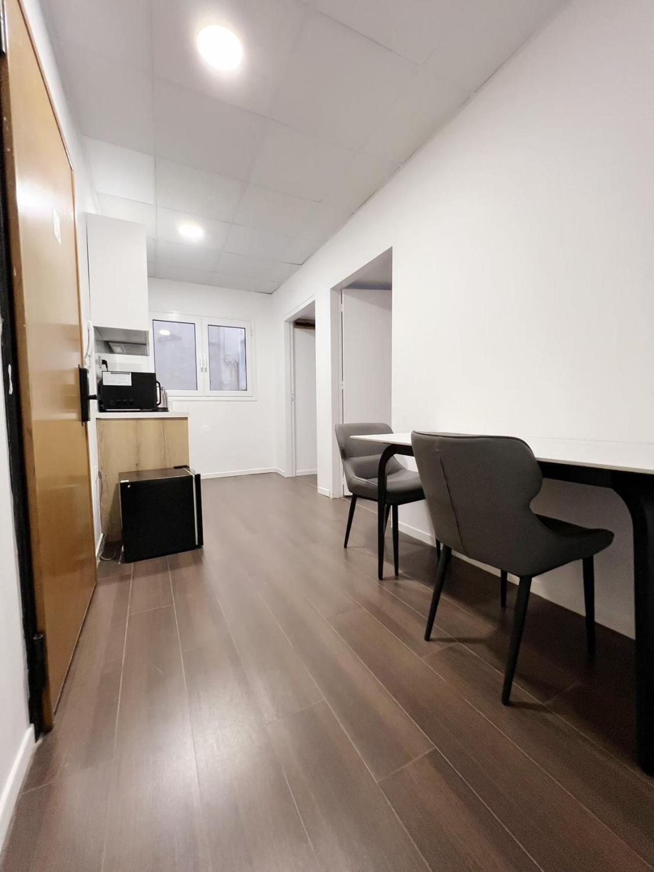 Anhome K11 Serviced Apartments Атина Екстериор снимка
